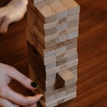 Семейные вечера с играми и поиск баланса в отношениях